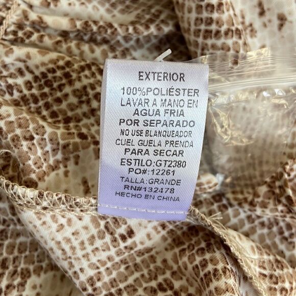 LAST one! NWT Sleeveless Snakeskin Print Blouse By Glam, Size Large - Picture 6 of 7